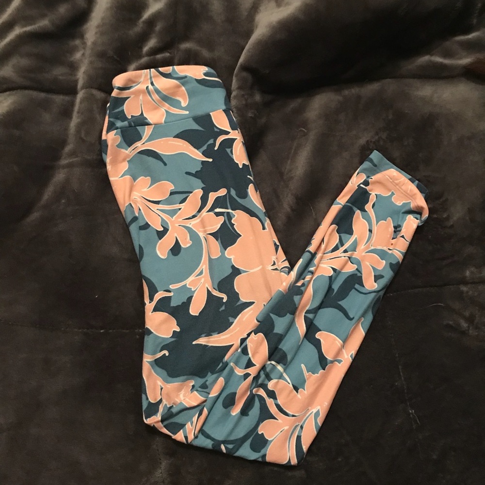 LuLaRoe tights